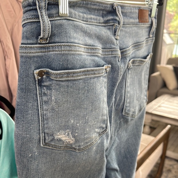 👖 Judy Blue Distressed Ankle Cropped Straight Leg Jeans – Size 5/27 - Picture 6 of 7